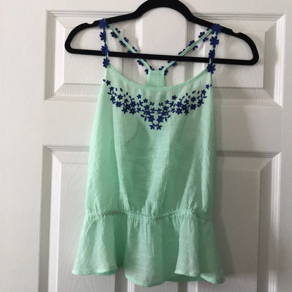 NWOT Mine Floral embroidered tank top Size M